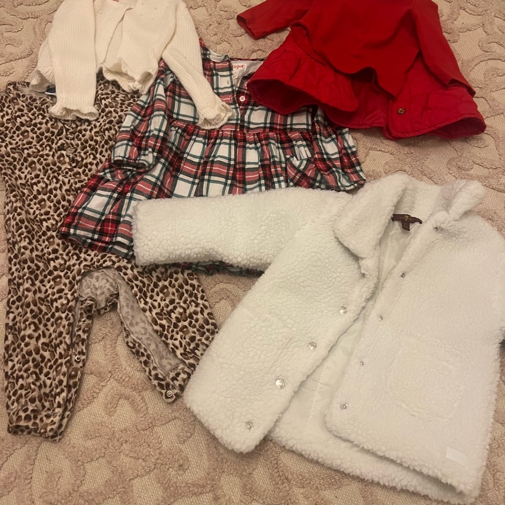 Toddler girl 24M/ 2t clothing bundle